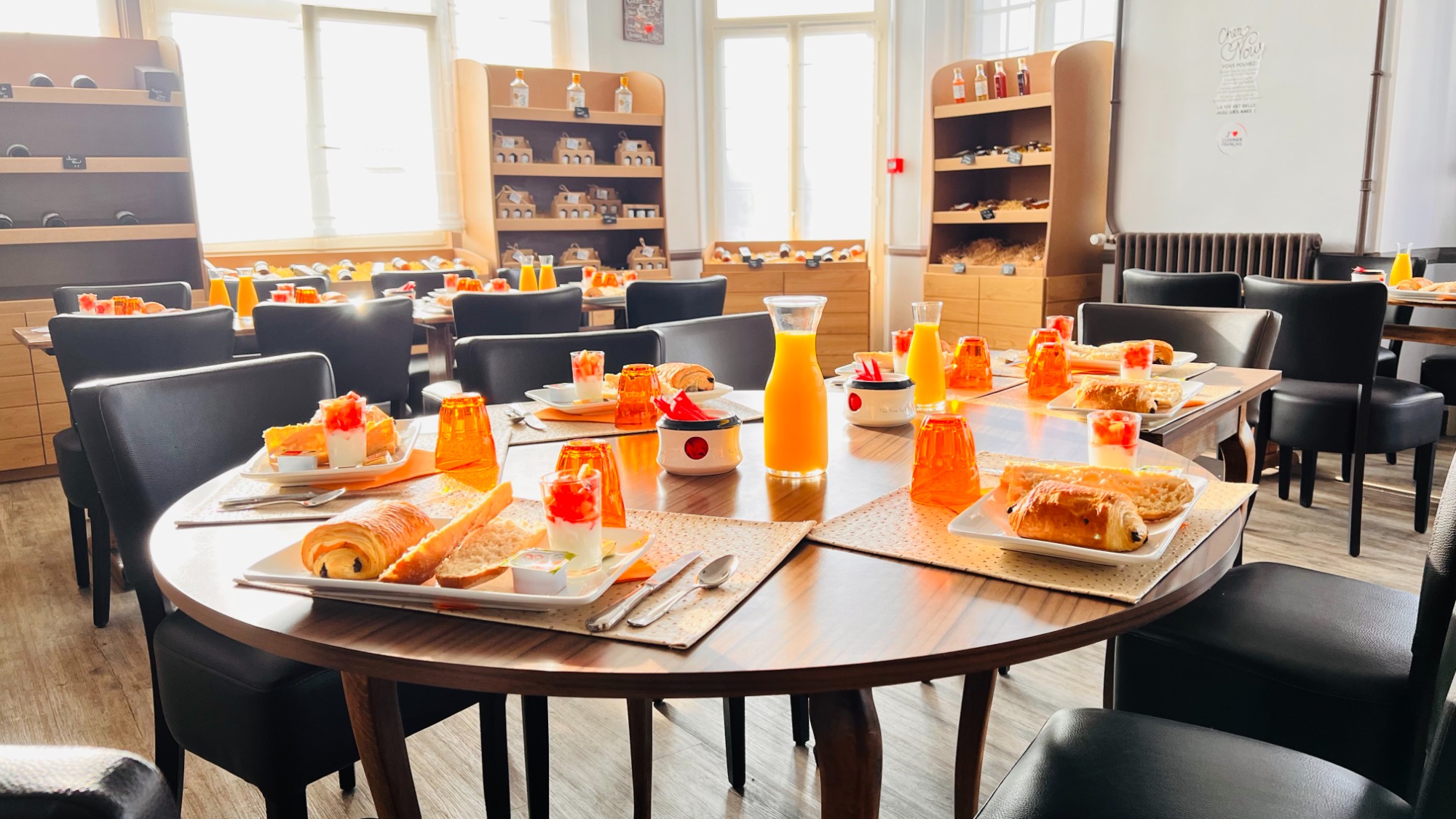Salle de réception 80 m² et espace convivialité